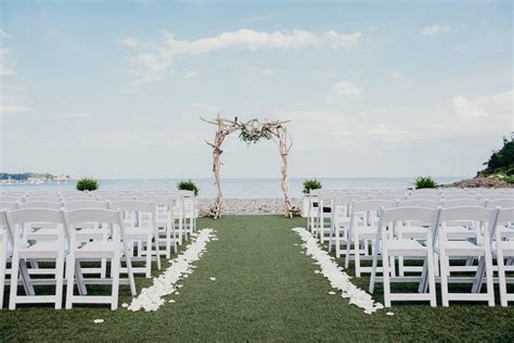 wedding venues near water.